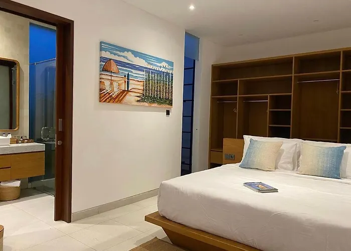 T Villa Seminyak